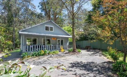 East Warburton House | Willows Cottage