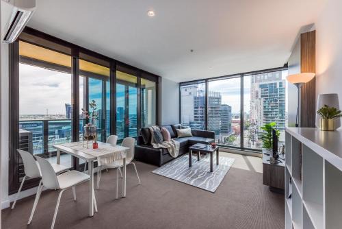 Melbourne Central Business District Apartment | WOW Apartment on Spencer