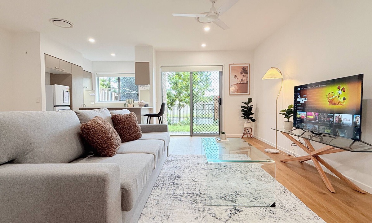 Wynnum West House | Wynnum West Oasis Retreat 5 Beds villa