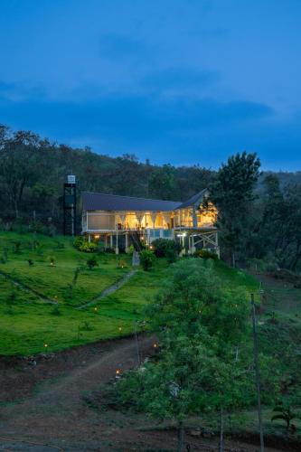 Mannarkkad Villa | Yanai at Anai - Private Pool & Private Cook