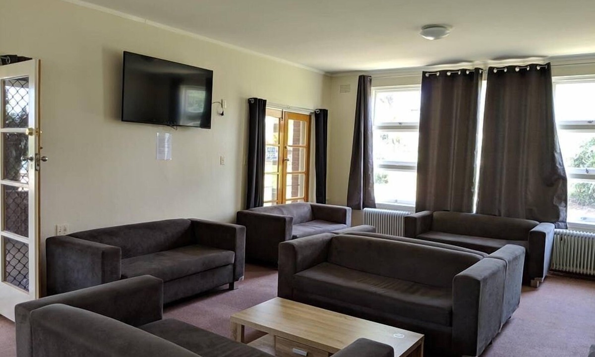 Young Hostel | Young Budget Accommodation - Hostel