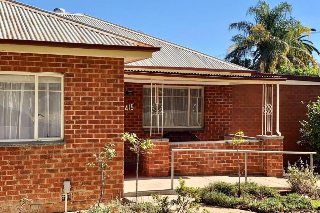 South Albury House | Young Olive