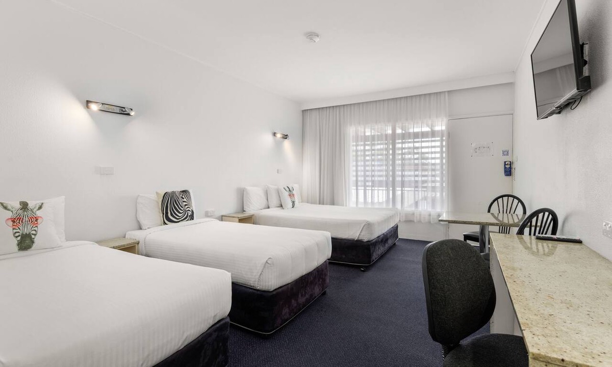 Coffs Harbour Hotel | Zebra Motel