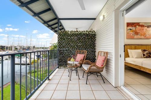 Stuart Park Apartment | Zen Dockside Point - Marina view - Patio - Parking