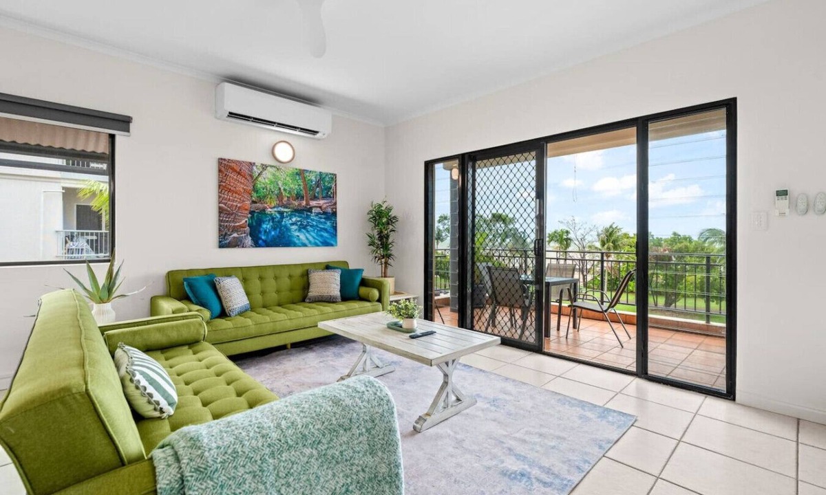 Rapid Creek Apartment | Zen Emerald Shore: sea view - balcony - parking
