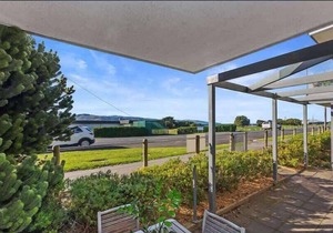 Apollo opposite Ocean ~Studio Apartment Free Wi-Fi