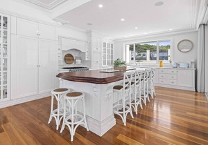 Beachfront, Luxury, Heated Pool, Spectacular Views, Sleeps up to 10