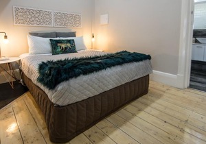 Boutique Heritage Studios On Ryrie street OPPOSITE HOSPITALS Geelong CBD