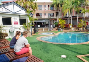 Brisbane Backpackers Resort - Group of 4
