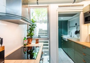 Comfortable Room with Fantastic Rooftop Views