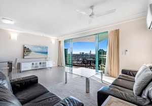 Crown Tower Stunning 2 Bedroom Apartment
