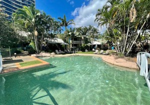 Diamond Beach 84