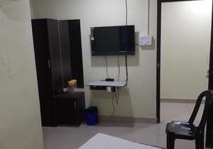 HAQANI TOURIST HOME
