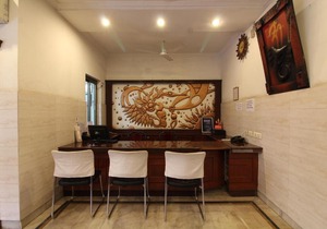 Hotel Saaket Residency