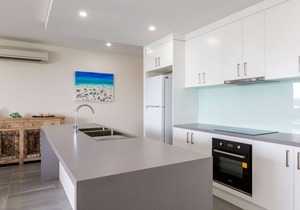 Ishtar Apartment 6- Luxury Living Accommodation