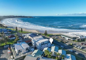 Mollymook Luxury Beachfront Apartment 3