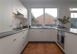 One Bedroom Cottage Close To Adelaide CBD