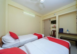 OYO 16346 SS Residency