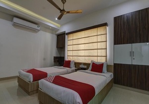 OYO 45505 Mk Residency