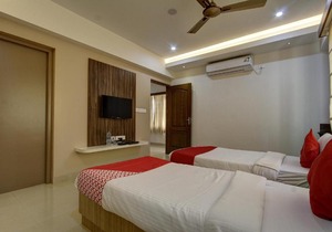 OYO 45505 Mk Residency