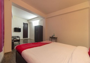 OYO 6890 Dilchen Residency