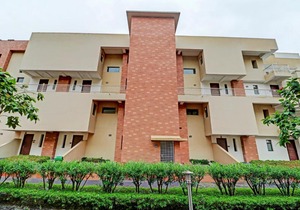 OYO Home 62382 Comfortable Stay Vedic Village