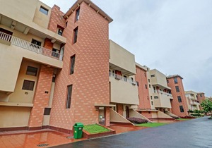 OYO Home 63214 Comfortable Stay Vedic Village