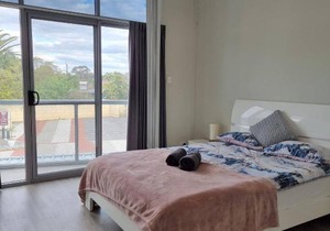 Waverley apartment D-one bedroom wifi available
