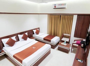 Hotel Palace | Shirdi