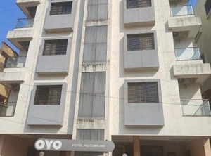 Hotel Midtown Inn | Trimbak