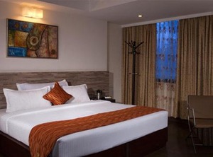 Metro Park Inn | Town Hall