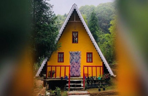 Darjeeling House | 100 m² House ∙ 3 bedrooms ∙ 10 guests