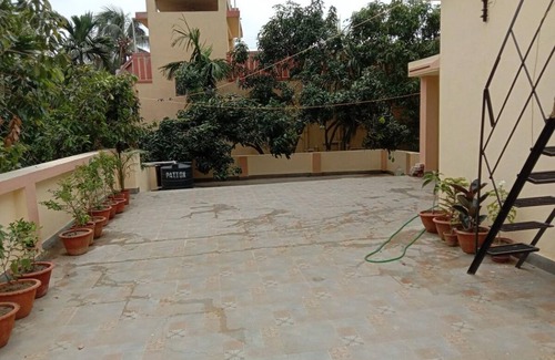 South Dum Dum Apartment | 100 m² Apartment ∙ 2 bedrooms ∙ 4 guests