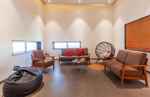 Nashik Villa | 1000 m² Villa ∙ 3 bedrooms ∙ 13 guests