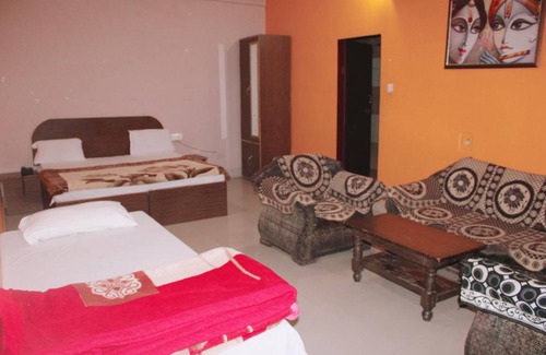 Bharatpur Hotel | 102 m² Hotel ∙ 2 guests