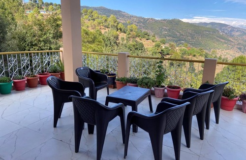 Almora Apartment | 150 m² Apartment ∙ 5 bedrooms ∙ 10 guests