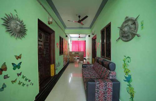 Kottakuppam Hotel | 16 m² Hotel ∙ 8 guests