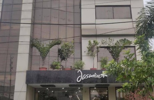 BHEL Township Hotel | 170 m² Hotel ∙ 2 guests