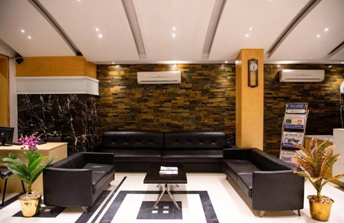 Triplicane Hotel | 18 m² Hotel ∙ 2 guests