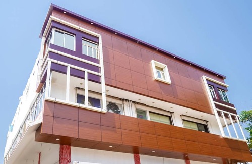 Bhubaneshwar Hotel | 19 m² Hotel ∙ 10 guests
