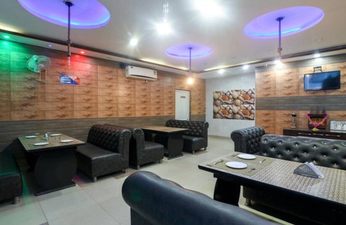 BHEL Township Hotel | 190 m² Hotel ∙ 3 guests