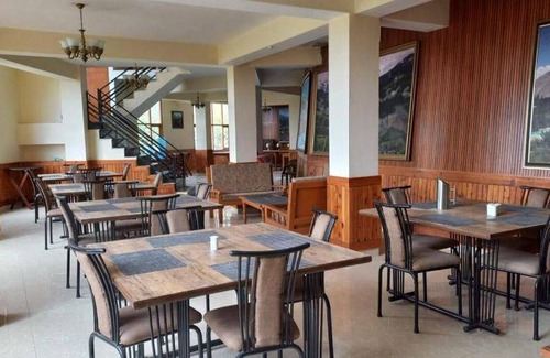 Shimla Bed & Breakfast | 200 m² Bed and breakfast ∙ 127 guests
