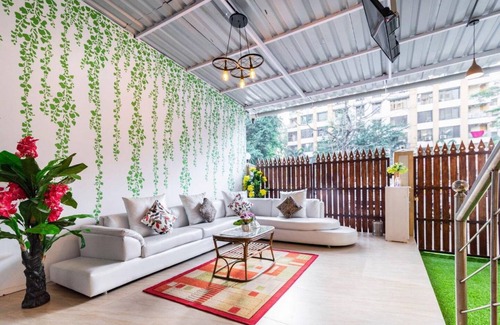 Kandivali East House | 200 m² House ∙ 1 bedroom ∙ 3 guests