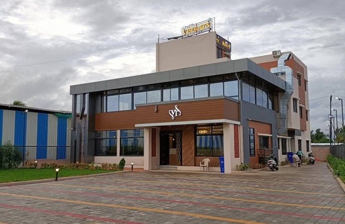 Hatkalangda Hotel | 204 m² Hotel ∙ 3 guests