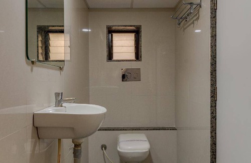 Solapur Hotel | 21 m² Hotel ∙ 4 guests