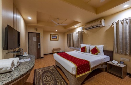 Solapur Hotel | 21 m² Hotel ∙ 4 guests