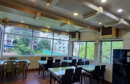 Ballygunge House | 24 m² Motel ∙ 2 guests