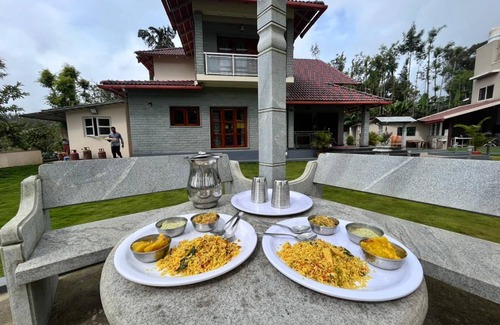 Chikkamagaluru Resort | 25 m² Resort ∙ 8 guests