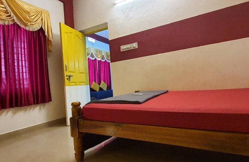 Udupi Hotel | 250 m² Hotel ∙ 2 bedrooms ∙ 10 guests
