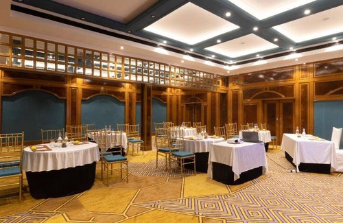 Kolkata Hotel | 300 m² Hotel ∙ 127 guests